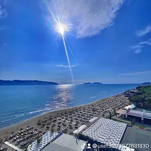 https://oasis-beach-hotel-residence.albaniahotels.org