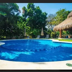 Villa Ikal, Playa del Carmen