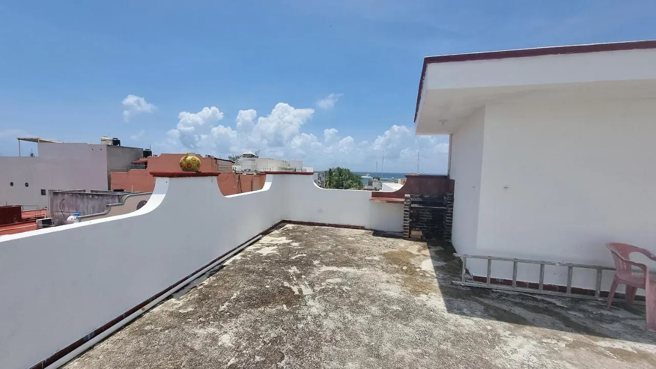 A Una Calle Del Ado 5Ta Avenida Πλάγια Ντελ Κάρμεν 0*,  Μεξικό