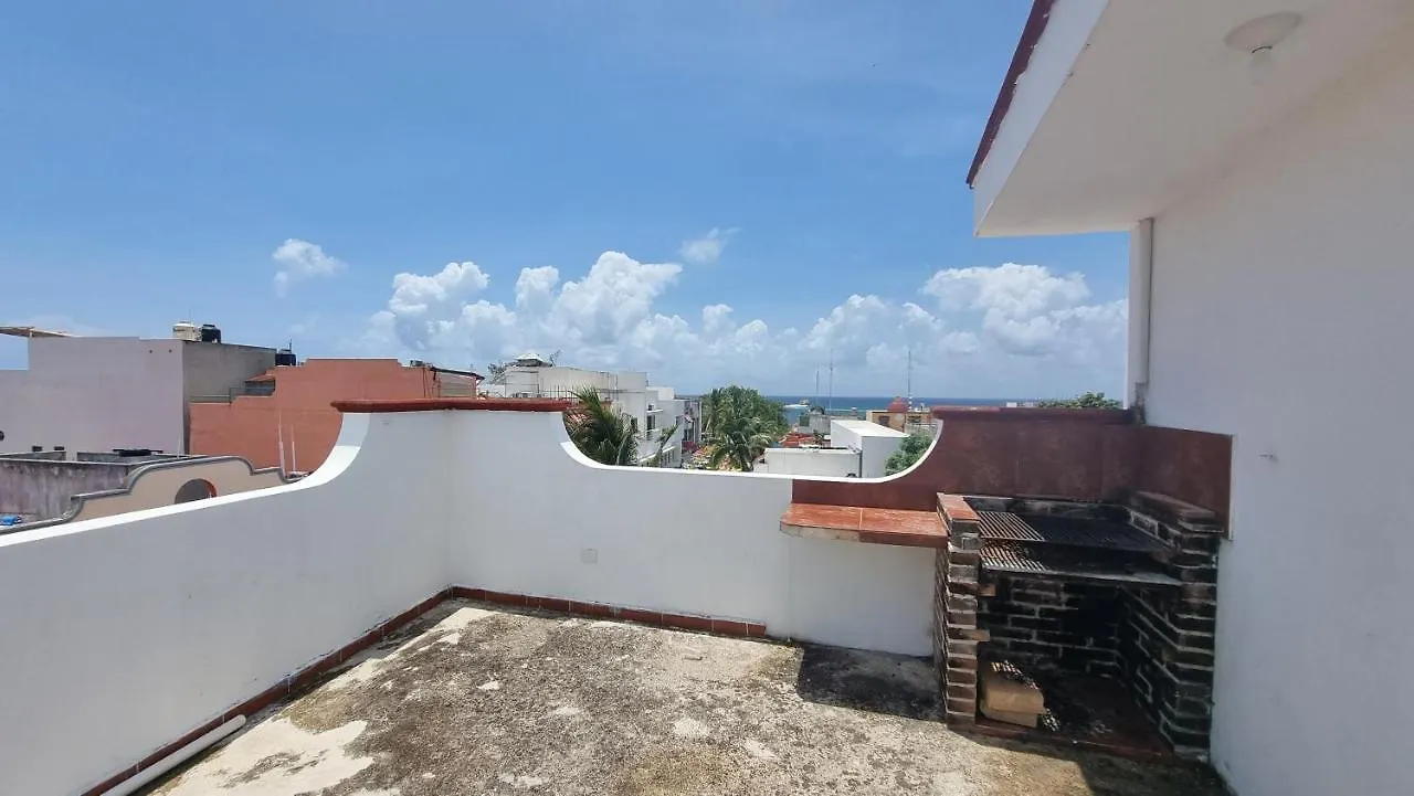A Una Calle Del Ado 5Ta Avenida Playa del Carmen 0*,  México
